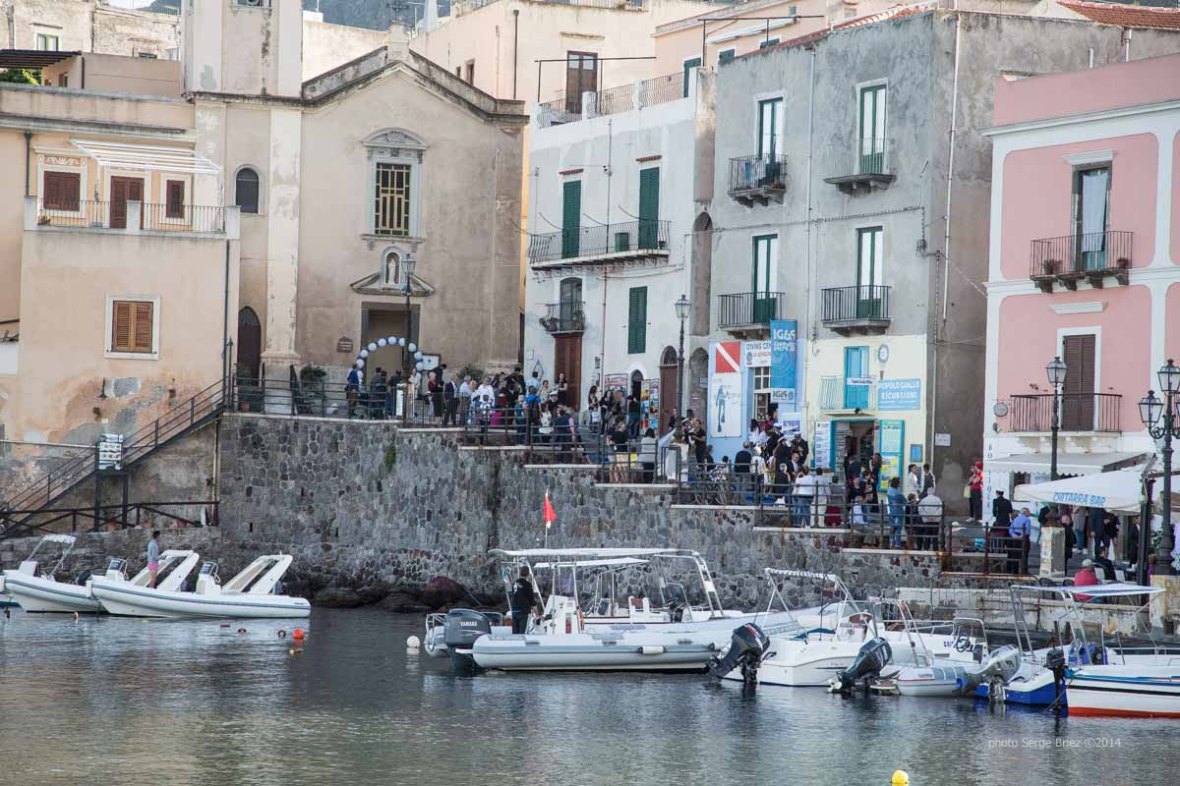 Lipari's Port photographed by Serge Briez ©2014 Cap médiations, Thera Explorer