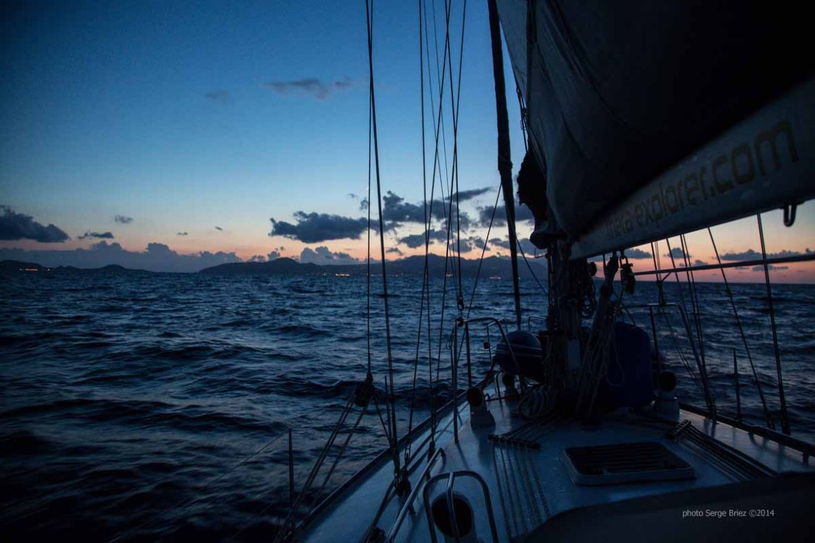 Arrival in Lipari aboard Thera Explorer boat photographed by Serge Briez ©2014 Cap médiations, Thera Explorer
