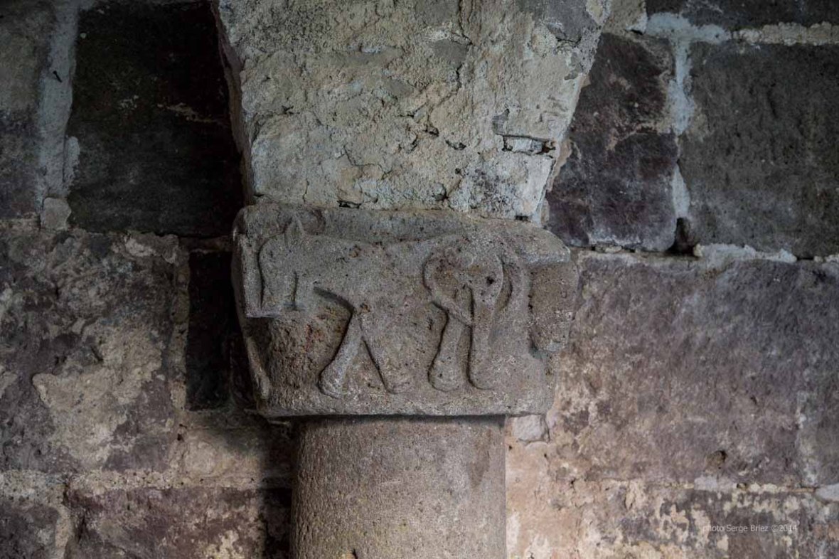 Bestiary and ornaments of the capitals of the eleventh century cloister, Lipari Island photographed by Serge Briez ©2014 Cap médiations, Thera Explorer