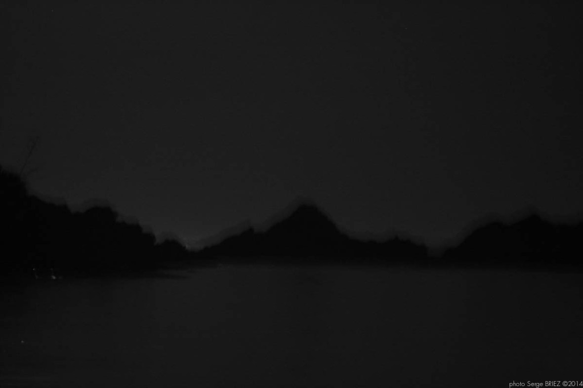 Bay of Salvador Dalí in the moonlight, port Lligat, Spain photographed by Serge Briez, ©2014 Cap médiations