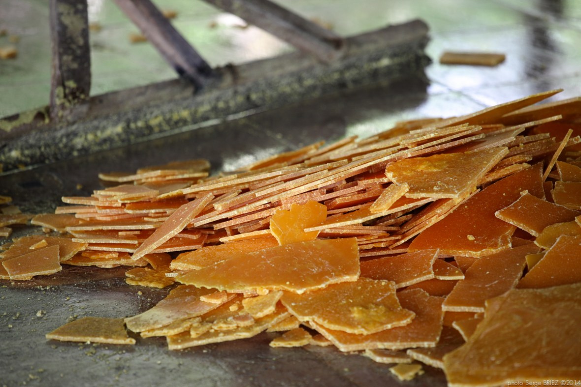 Sulfur Boiler in Java photographed by Serge Briez