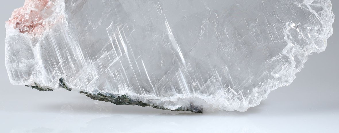 Selenite gemstone photographed by Serge Briez