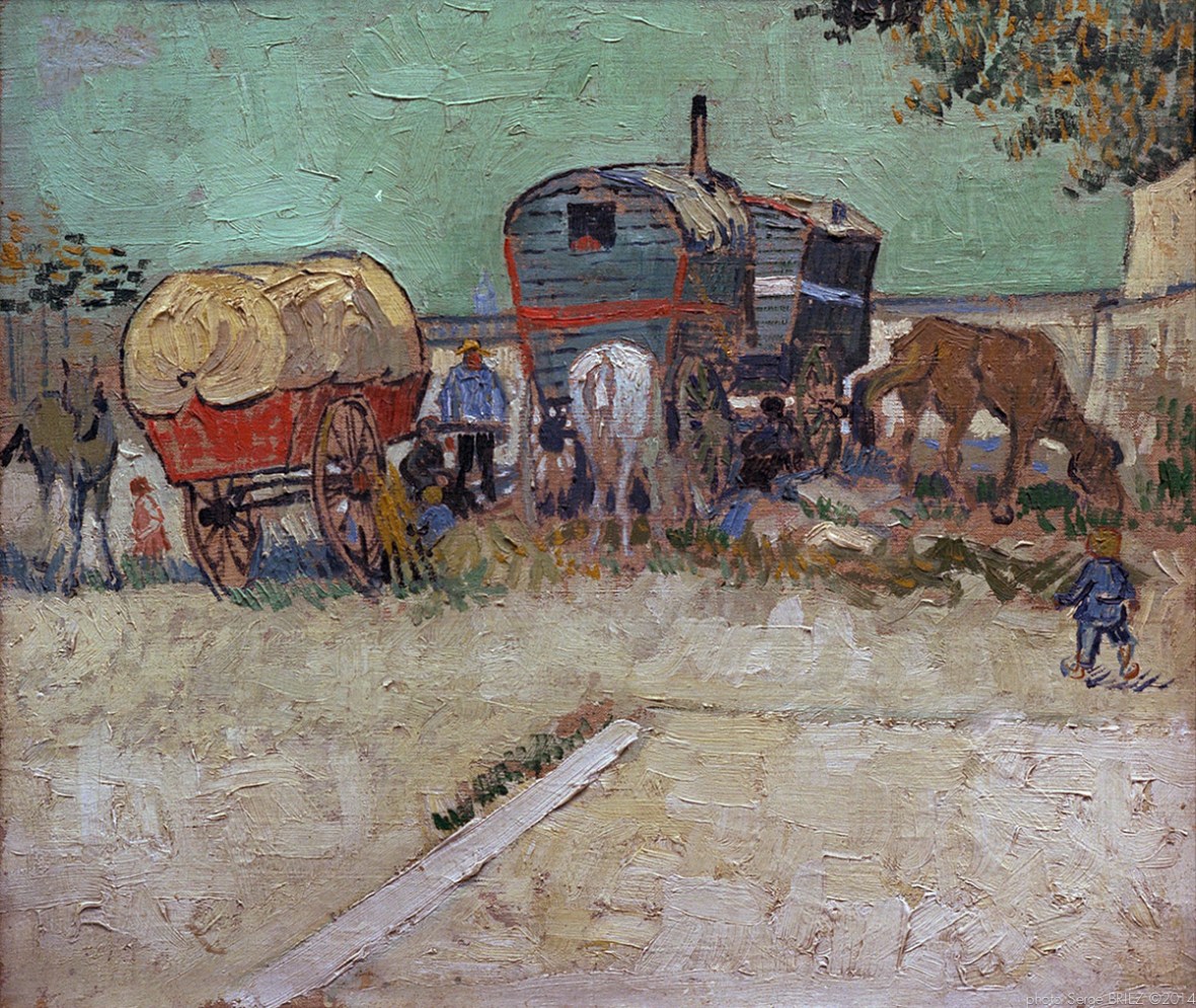Campement de Bohémiens, Encampment of Gypsies with Caravans, Aout 1888 , Van gogh’s painting photographed by Serge Briez, ©2014 Cap médiations