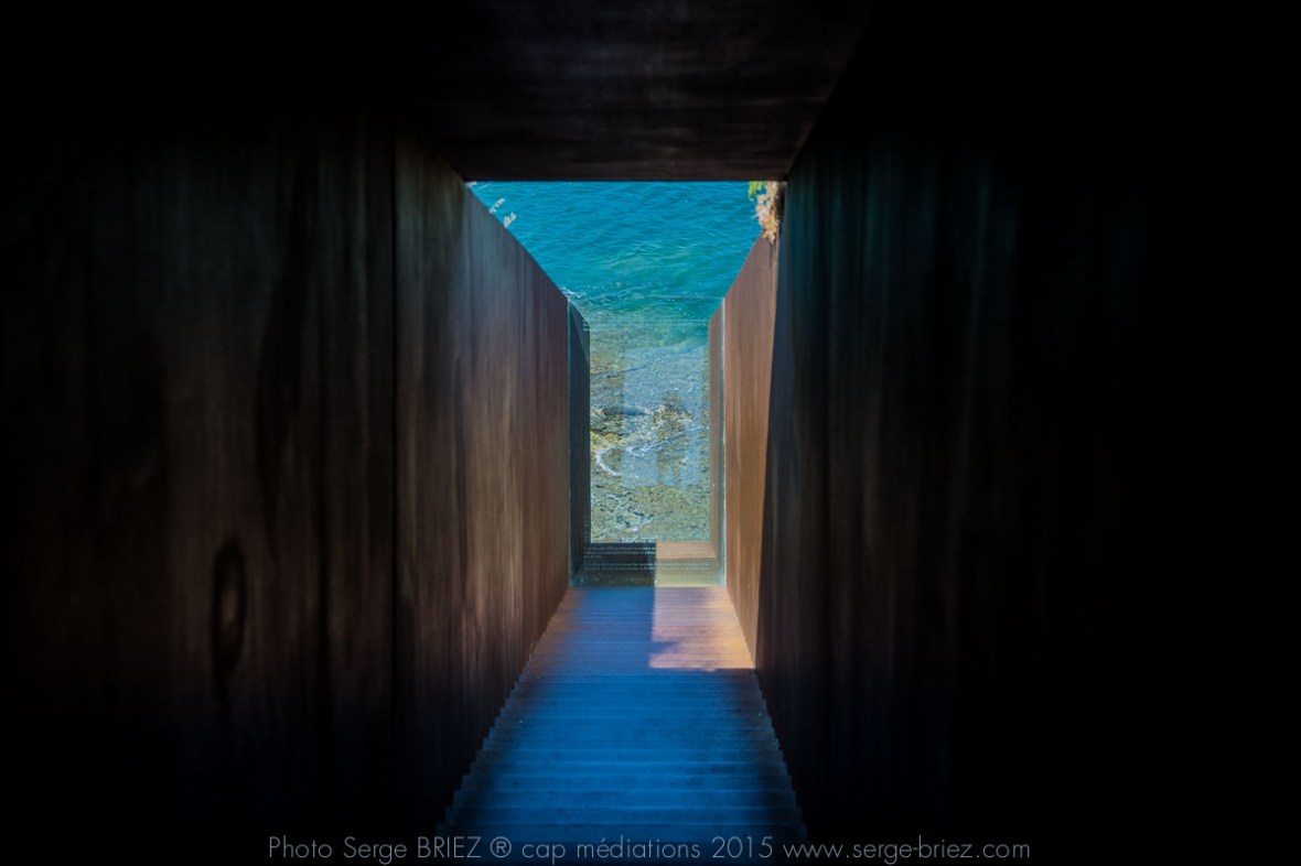 PASSAGES, Dani Karavan en hommage à Walter Benjamin - photo Serge Briez ®capmediations.2015 reproduction iinterdite