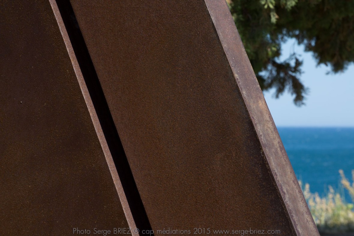 PASSAGES, Dani Karavan en hommage à Walter Benjamin - photo Serge Briez ®capmediations.2015 reproduction iinterdite