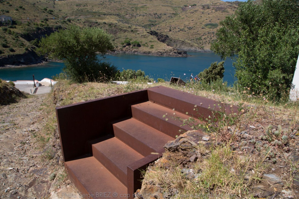 PASSAGES, Dani Karavan en hommage à Walter Benjamin - photo Serge Briez ®capmediations.2015 reproduction iinterdite